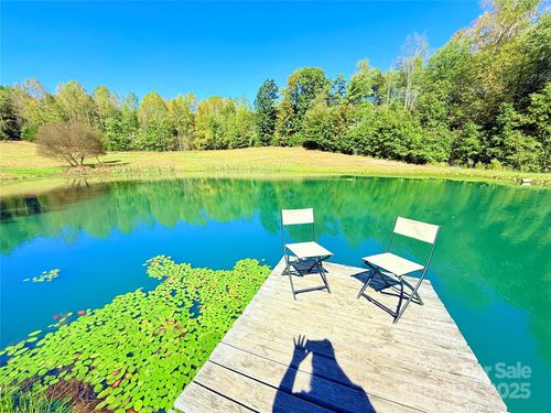 904 Troy Mill Rd, Hamptonville, NC, 27020-7265 | Card Image