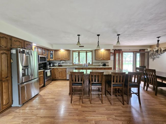 200890 Robin Rd, House other with 5 bedrooms, 4 bathrooms and null parking in Marshfield WI | Image 4