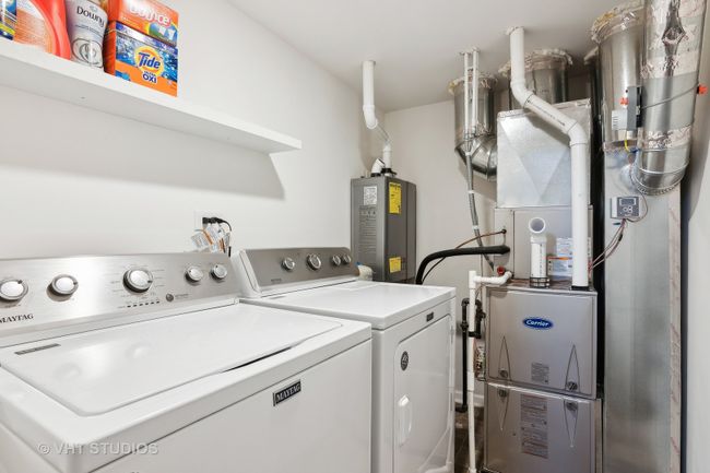 576 Spring Leaf Dr, Townhouse with 3 bedrooms, 2 bathrooms and 2 parking in Joliet IL | Image 11