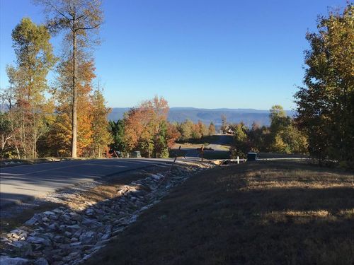 245 Lookout View Dr, Jasper, TN, 37347-1005 | Card Image