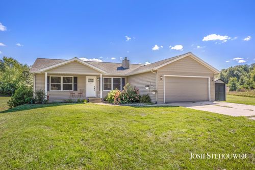 2123 W Pike Rd, New Era, MI, 49446-8139 | Card Image