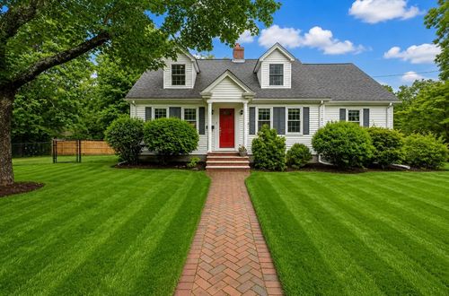 1 Ledgeville Ave, Foxboro, MA, 02035-2505 | Card Image