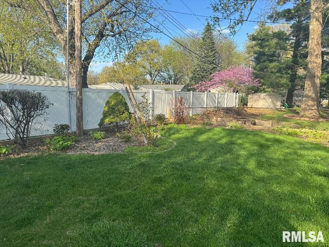 1345 W Woodside Dr, House other with 3 bedrooms, 3 bathrooms and null parking in Dunlap IL | Image 53