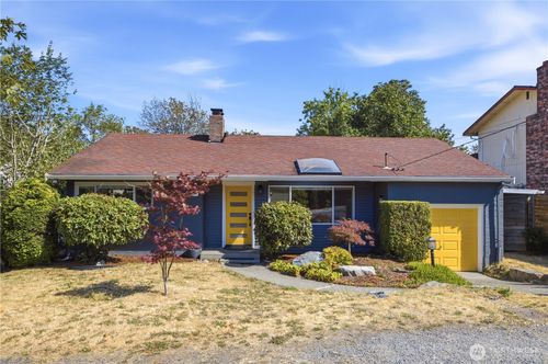 4634 S Gazelle St, Seattle, WA, 98118-5636 | Card Image