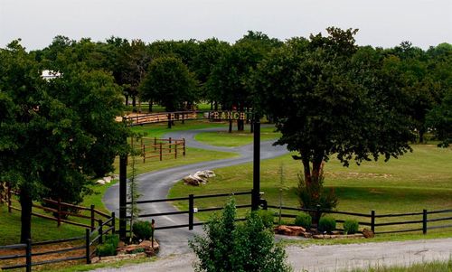 208 Sheperds Way, Blanchard, OK, 73010-7209 | Card Image