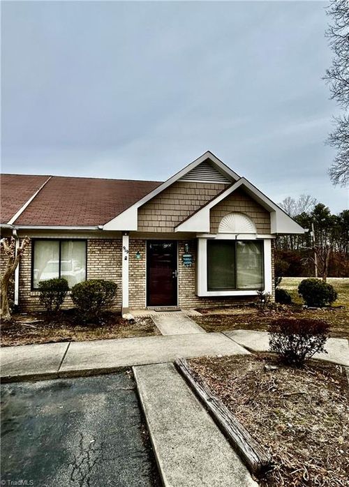 919 Belmont Dr, High Point, NC, 27263-2205 | Card Image