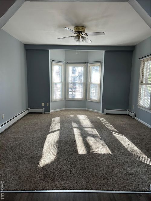 89 Smith Clove Rd, Central Valley, NY, 10917-3401 | Card Image