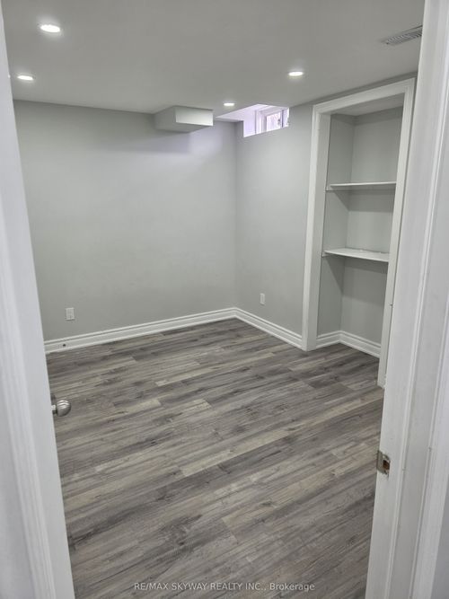 bsmt-6 Haverstock Cres, Brampton, ON, L7A4C9 | Card Image