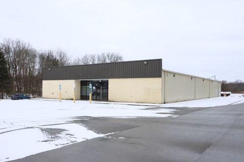 215 Sandusky St, Plymouth, OH, 44865-1147 | Card Image