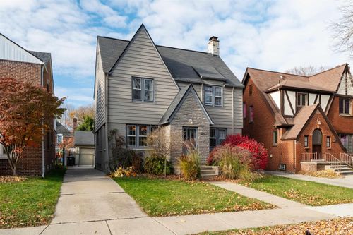 341 Mcmillan Rd, Grosse Pointe Farms, MI, 48236-3417 | Card Image