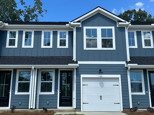 123 Berry Shoals Dr, Summerville, SC, 29485-5564 | Card Image