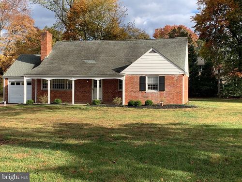 824 Merrill Rd, AMBLER, PA, 19002-2645 | Card Image