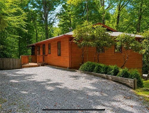 900 Charter Hills Rd, Beech Mountain, NC, 28604-8047 | Card Image