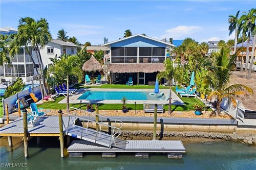 130 Bahia Via, FORT MYERS BEACH, FL, 33931-4404 | Card Image