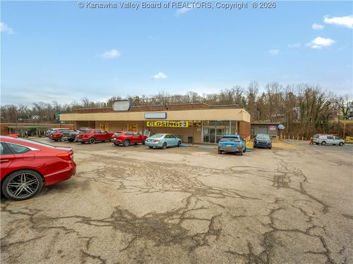 864 Oakwood Rd, Charleston, WV, 25314-2010 | Card Image