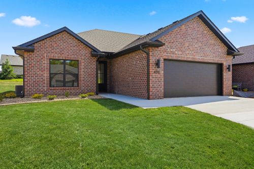 4811 Carlisle Ct, COLUMBIA, MO, 65201-8060 | Card Image