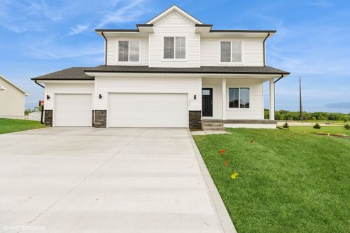 5656 Brook View Ave, Des Moines, IA, 50317-5022 | Card Image