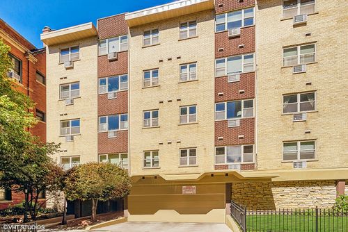 apt-424-420 Aldine Ave, Chicago, IL, 60657-3646 | Card Image