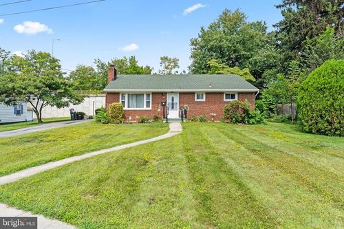 871 Pine St, HAGERSTOWN, MD, 21740-6326 | Card Image