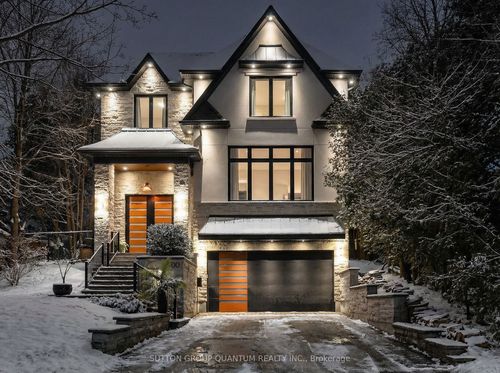 700 Hillcrest Rd, Pickering, ON, L1W2P1 | Card Image