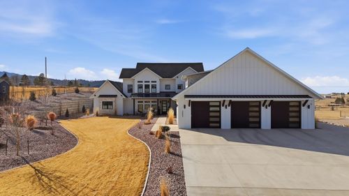 2605 Top Shelf Ave, Spearfish, SD, 57783-3332 | Card Image