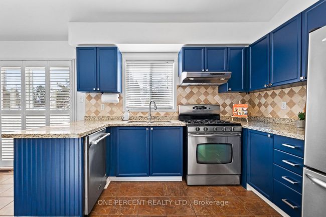 15 Sunshade Pl, House other with 3 bedrooms, 2 bathrooms and 4 parking in Brampton ON | Image 12