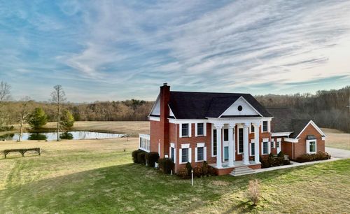 1235-A Long Branch Rd, Beattyville, KY, 41311-8595 | Card Image