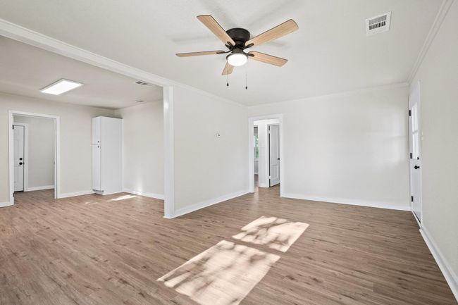 900 W Coffin St, House other with 3 bedrooms, 1 bathrooms and null parking in Denison TX | Image 7