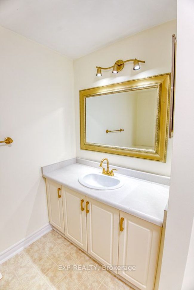 42 Fair Oaks Cres, House attached with 3 bedrooms, 2 bathrooms and 2 parking in Nepean ON | Image 29