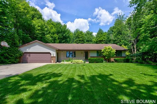 5915 141st Ave, Holland, MI, 49423-9375 | Card Image