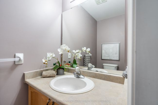 24 Diamond Crt, House other with 5 bedrooms, 3 bathrooms and 4 parking in Hamilton ON | Image 15
