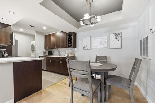 apt-130-5700 Chapman Mill Dr, ROCKVILLE, MD, 20852-5539 | Card Image