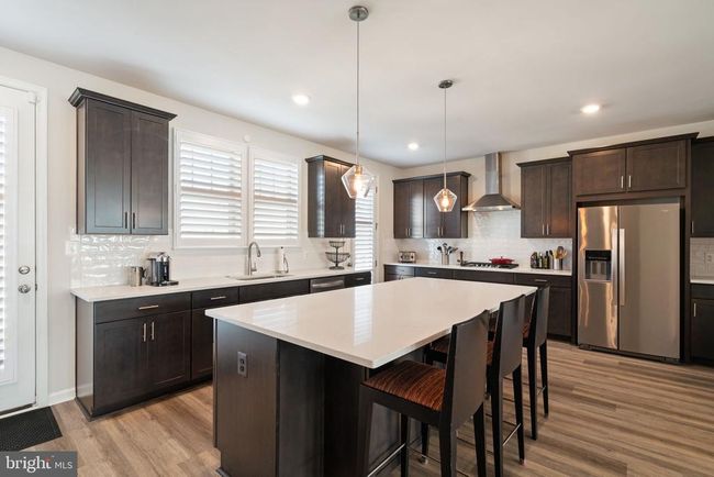 9520 Barnes Loop, Townhouse with 3 bedrooms, 4 bathrooms and null parking in MANASSAS VA | Image 5