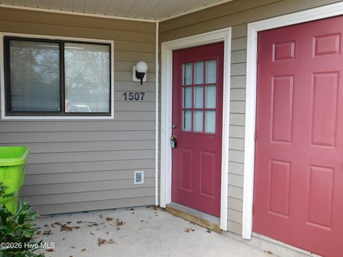 1507 College Way, New Bern, NC, 28562-5144 | Card Image
