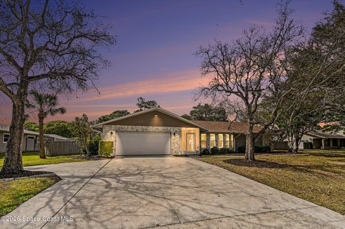 742 Penguin Avenue Ne, Palm Bay, FL, 32907 | Card Image