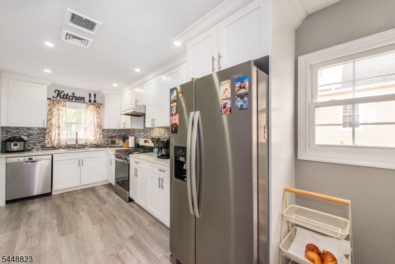 Residential in Clifton City 4