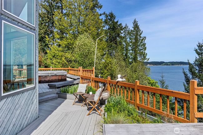 6819 Cliff Ave Sw, House other with 2 bedrooms, 4 bathrooms and 7 parking in Longbranch WA | Image 9