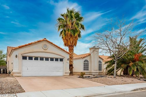 2015 Akamine Ave, North Las Vegas, NV, 89031-0612 | Card Image