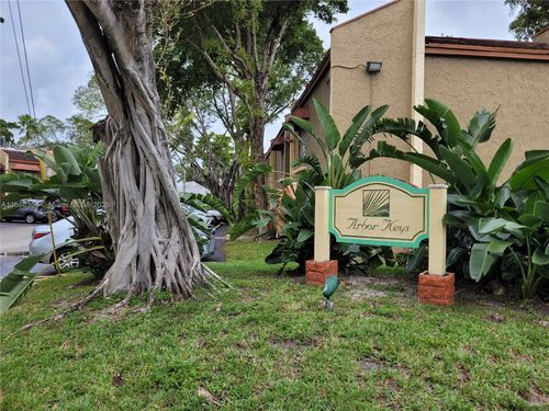 a-4455 Treehouse Ln, Tamarac, FL, 33319-3397 | Card Image
