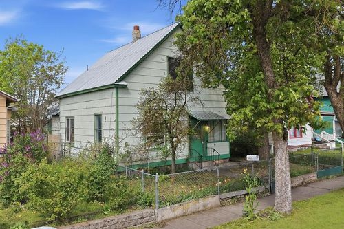 2118 W Mallon Ave, Spokane, WA, 99201 | Card Image