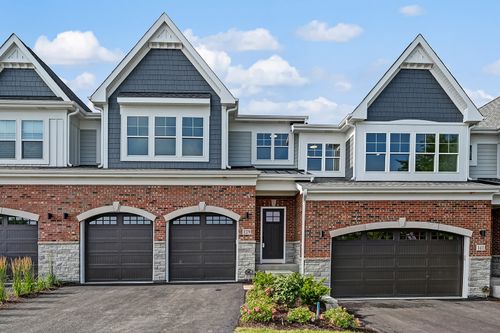 131 Harding Ct, GLEN ELLYN, IL, 60137-6269 | Card Image