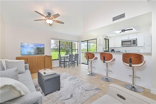 726-5530 Trailwinds Dr, FORT MYERS, FL, 33907-8351 | Card Image