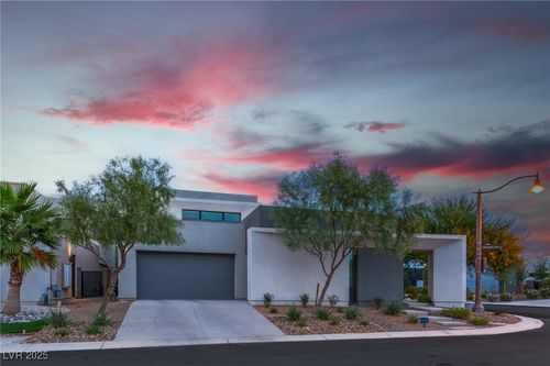 21 Highland Cove Ln, Henderson, NV, 89011-5048 | Card Image