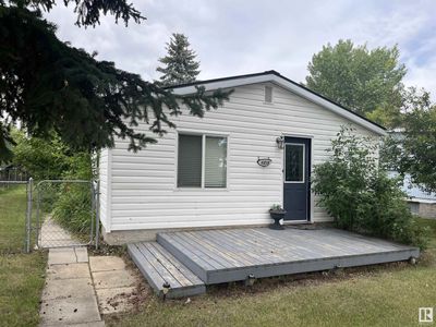 4816 53 Ave, House other with 2 bedrooms, 1 bathrooms and null parking in Viking AB | Image 1