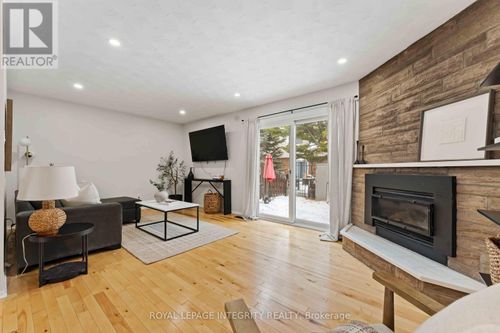 19-1585 Heron Road, Ottawa, ON, K1V9V1 | Card Image
