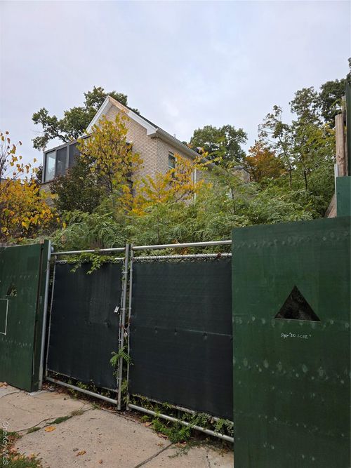 315 262nd St, Bronx, NY, 10471 | Card Image