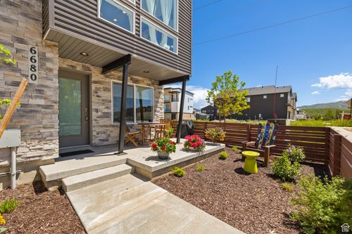 6680 Purple Poppy Ln, Park City, UT, 84098-1590 | Card Image
