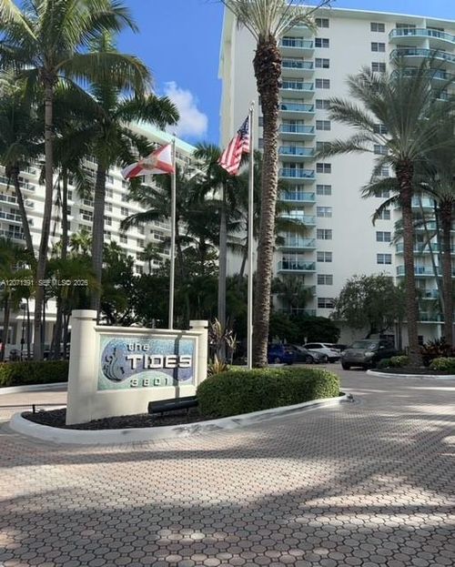 2d-3801 S Ocean Dr, Hollywood, FL, 33019-2902 | Card Image