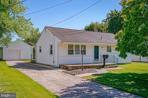 33 Mahoney Rd, PENNSVILLE, NJ, 08070-2341 | Card Image