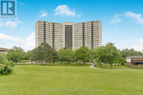 1903-530 Lolita Gdns, Mississauga, ON, L5A3T2 | Card Image